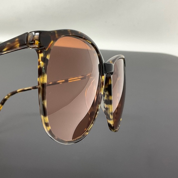 Serengeti Vintage women’s oversized Sunglasses main image 4